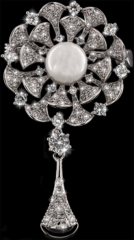 Brosche Blüte BR021 silberfarben mit einer Perle und vielen weissen Strass Steinen