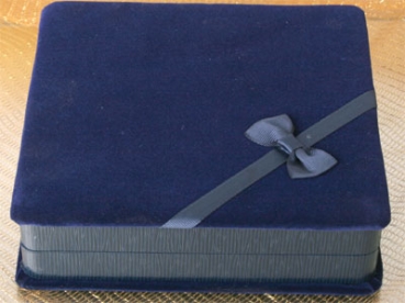 Geschenkbox Royal-Blau für Kette Collier Schmuckset Rechteckig