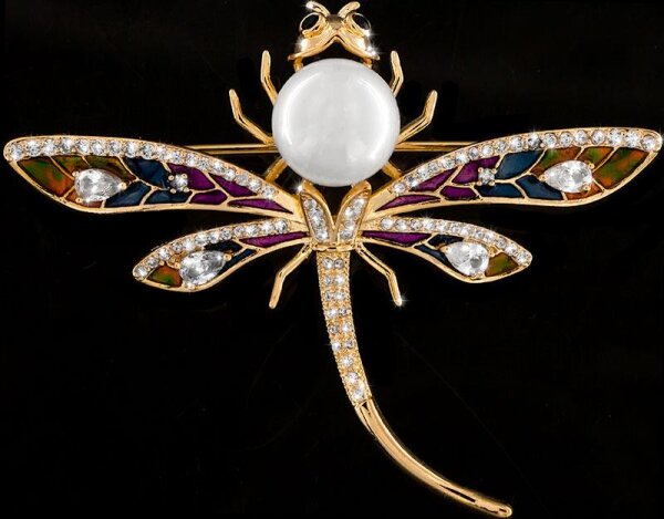 Brosche Libelle goldfarben mit Perle, schwarzen und vielen weissen Strass Steinen BR030