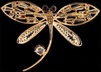 Brosche Libelle goldfarben und mit roten und vielen weissen Strass Steinen BR027