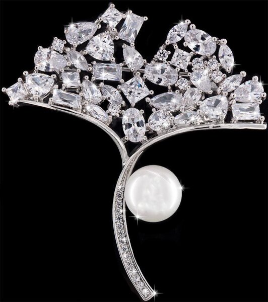 Brosche Ginko-Blatt aus Strass silberfarben mit einer Perle und vielen weissen Strass Steinen BR043