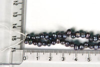 ExquisiterZucht-Perlenstrang Violett Reisperlen ca. 4.5mm