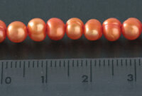 P064 Echter Süßwasser-Perlen-Strang barock 5-6mm 40cm lang offen orange
